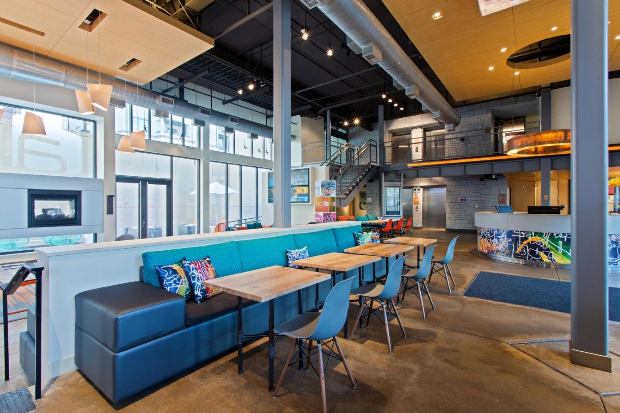 Aloft Birmingham Soho Square Hotell Homewood Eksteriør bilde