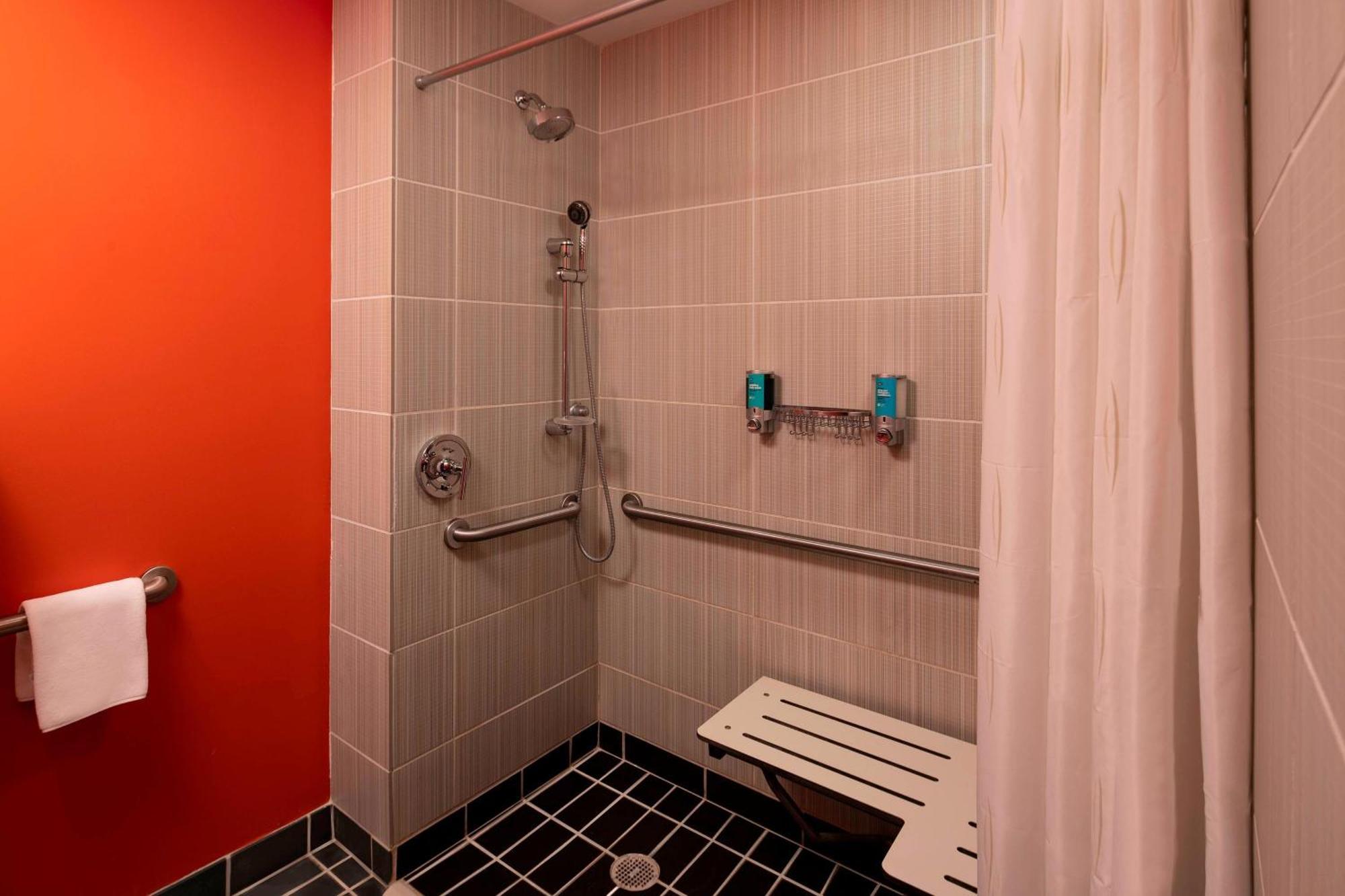 Aloft Birmingham Soho Square Hotell Homewood Eksteriør bilde